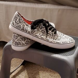 Fun print casual sneakers